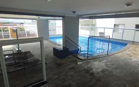 Apartamento Moderno com Varanda Gourmet e Wi-Fi Rápido Vila Caiçara Praia Grande